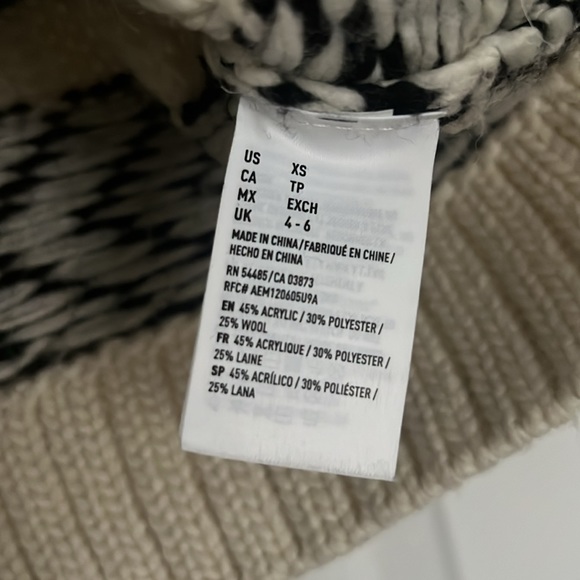 American Eagle Outfitters Black and Cream Knit Sweater - Picture 6 of 7